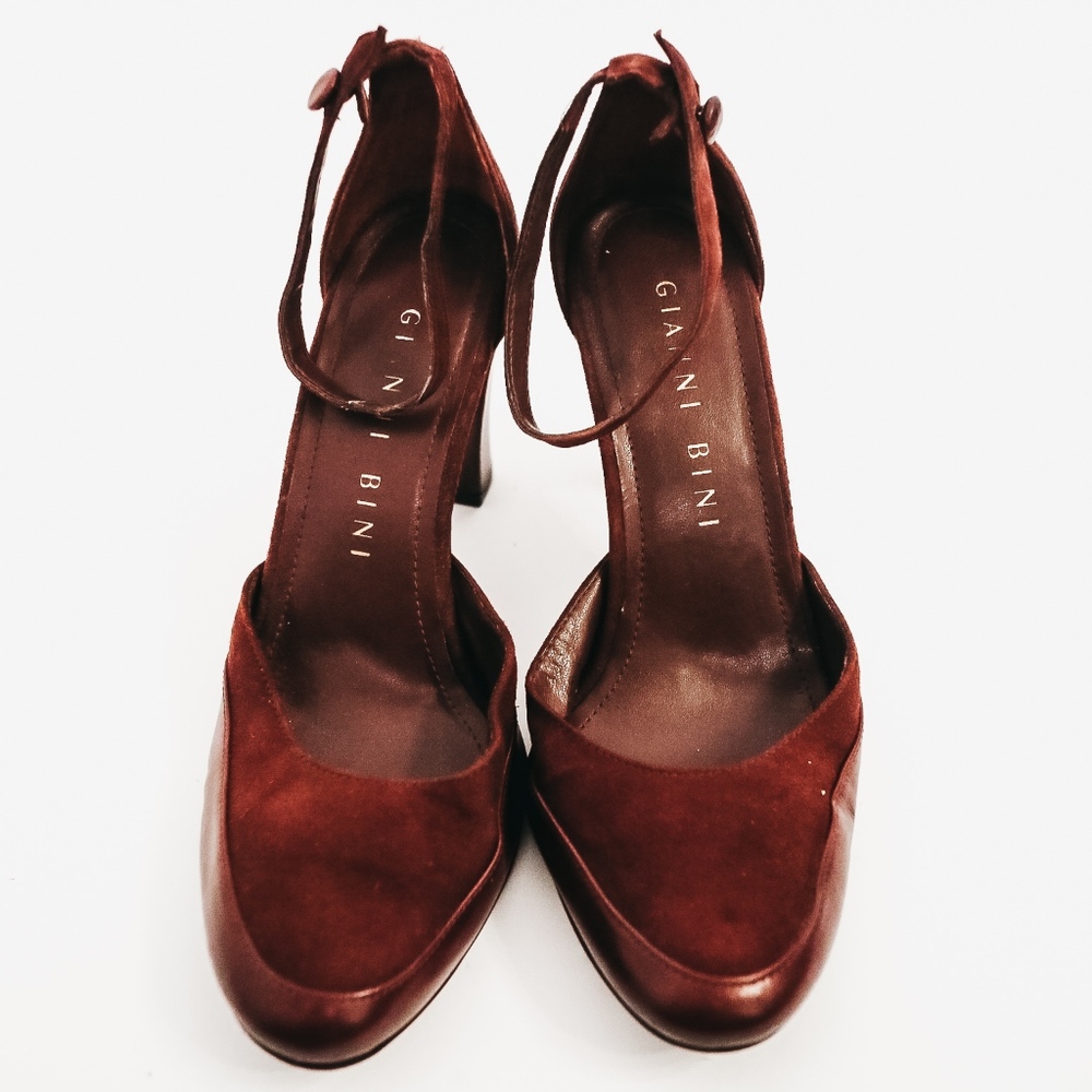 Gianni Bini Heels Size 7.5M Maroon